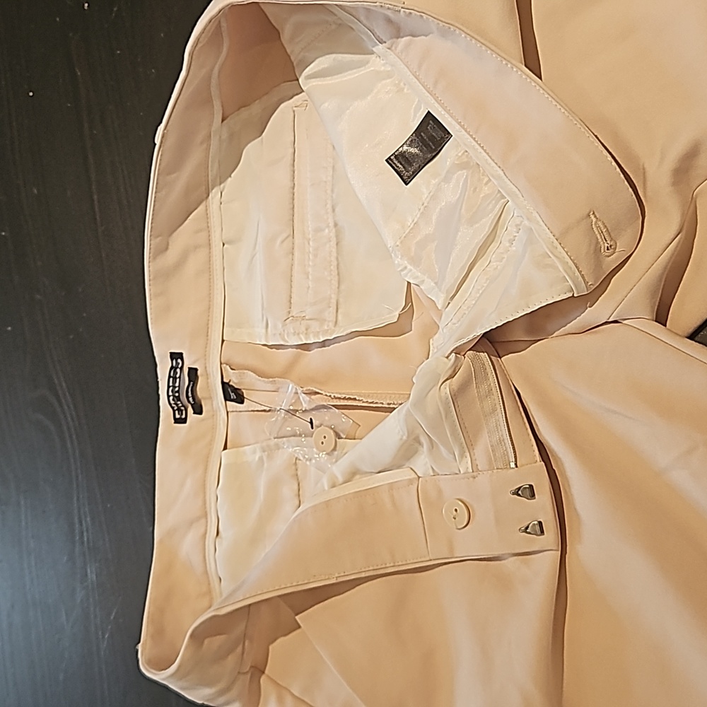 Express pants - Picture 3 of 6